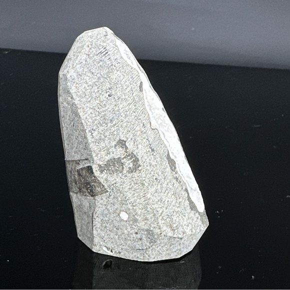 Apophyllite Druzy Geode - Picture 15 of 17